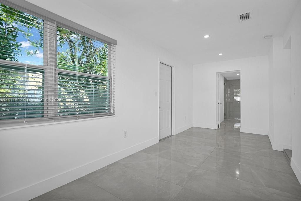 17961 NW 2nd Pl, Miami Gardens, FL 33169 Photo