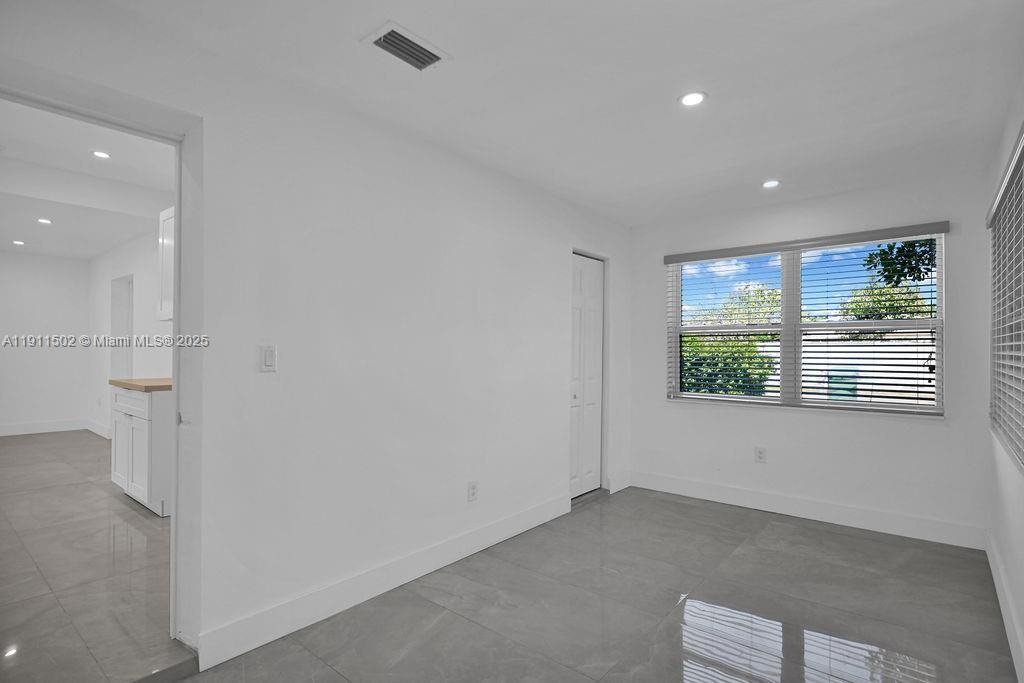 17961 NW 2nd Pl, Miami Gardens, FL 33169 Photo