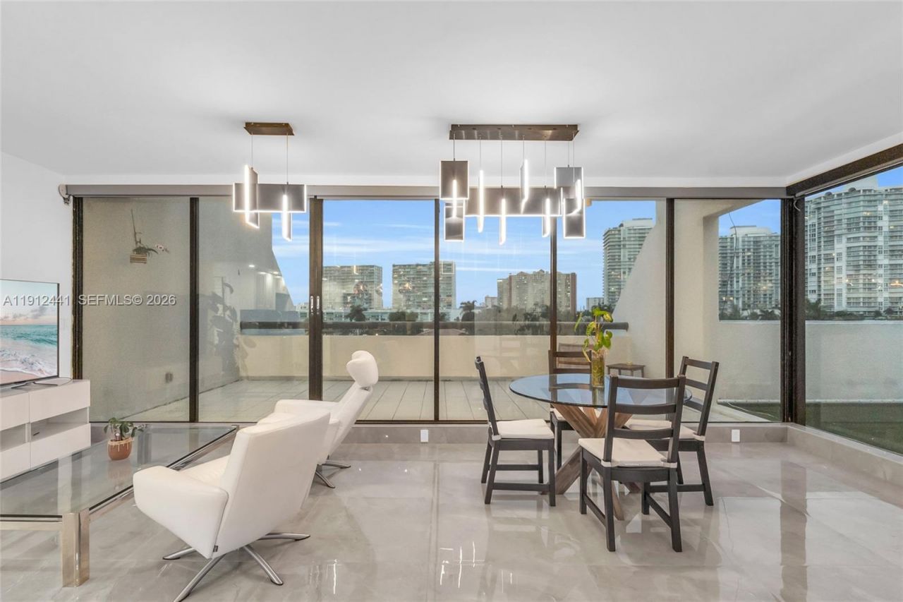 355 Poinciana Dr, Unit 1130, Sunny Isles Beach, FL 33160 Photo