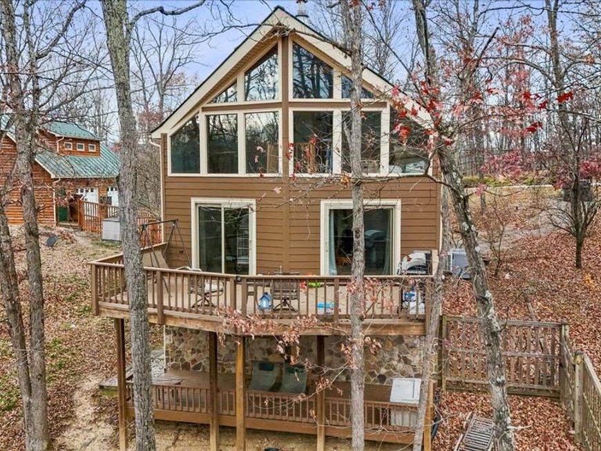 1944 Crossings View Road, Paw Paw, WV 25434 Main Photo