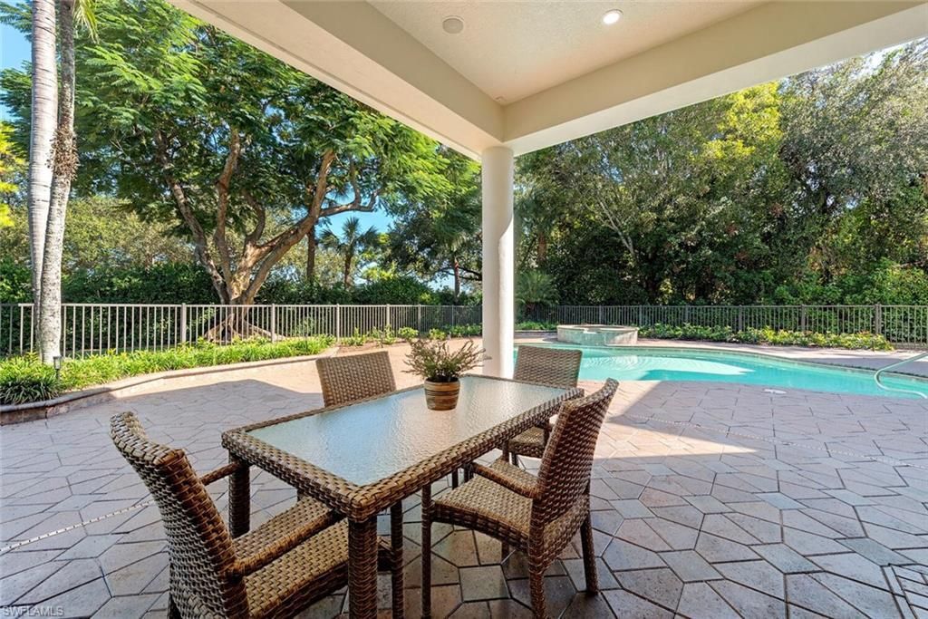 1252 Pocantico Ln, Naples, FL 34110 Photo