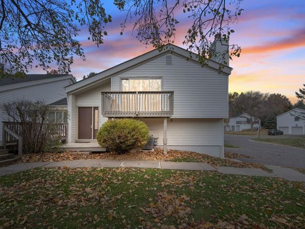 361 Elan Court, Woodbury, MN 55125