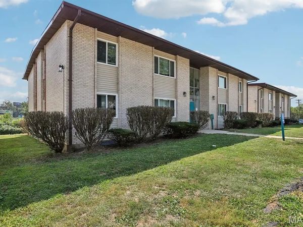 1333 North Garden Drive Drive, St Louis, MO 63138