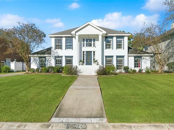 126 WOODCHASE Drive, Belle Chasse, LA 70037