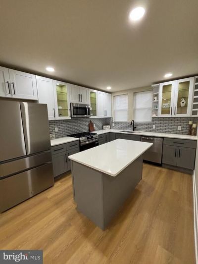 7423 Beverly Road, Philadelphia, PA 19138 Main Photo