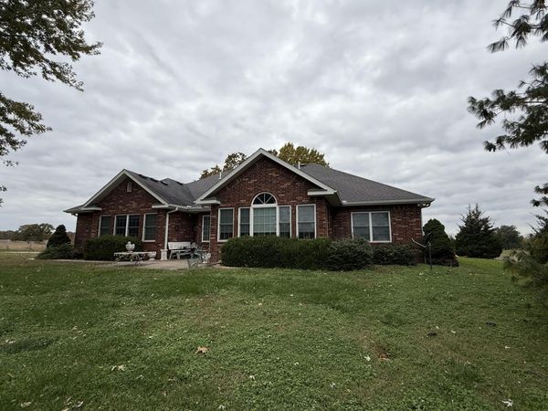 15192 Lawrence 1020, Wentworth, MO 64873