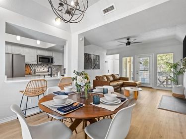 3105 San Jacinto Street, Unit 201, Dallas, TX 75204