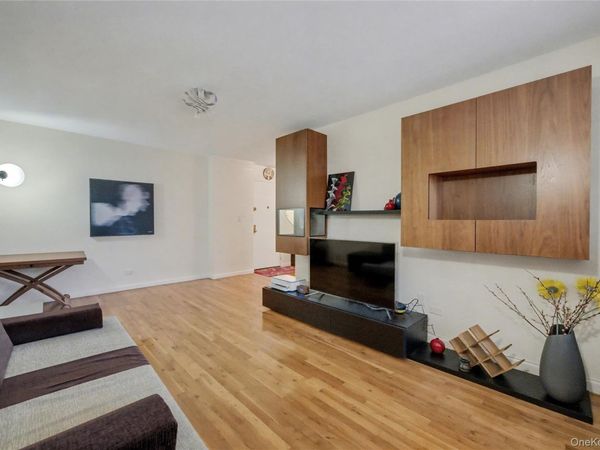 1577 E 17th Street, Unit 6M, Brooklyn, NY 11230