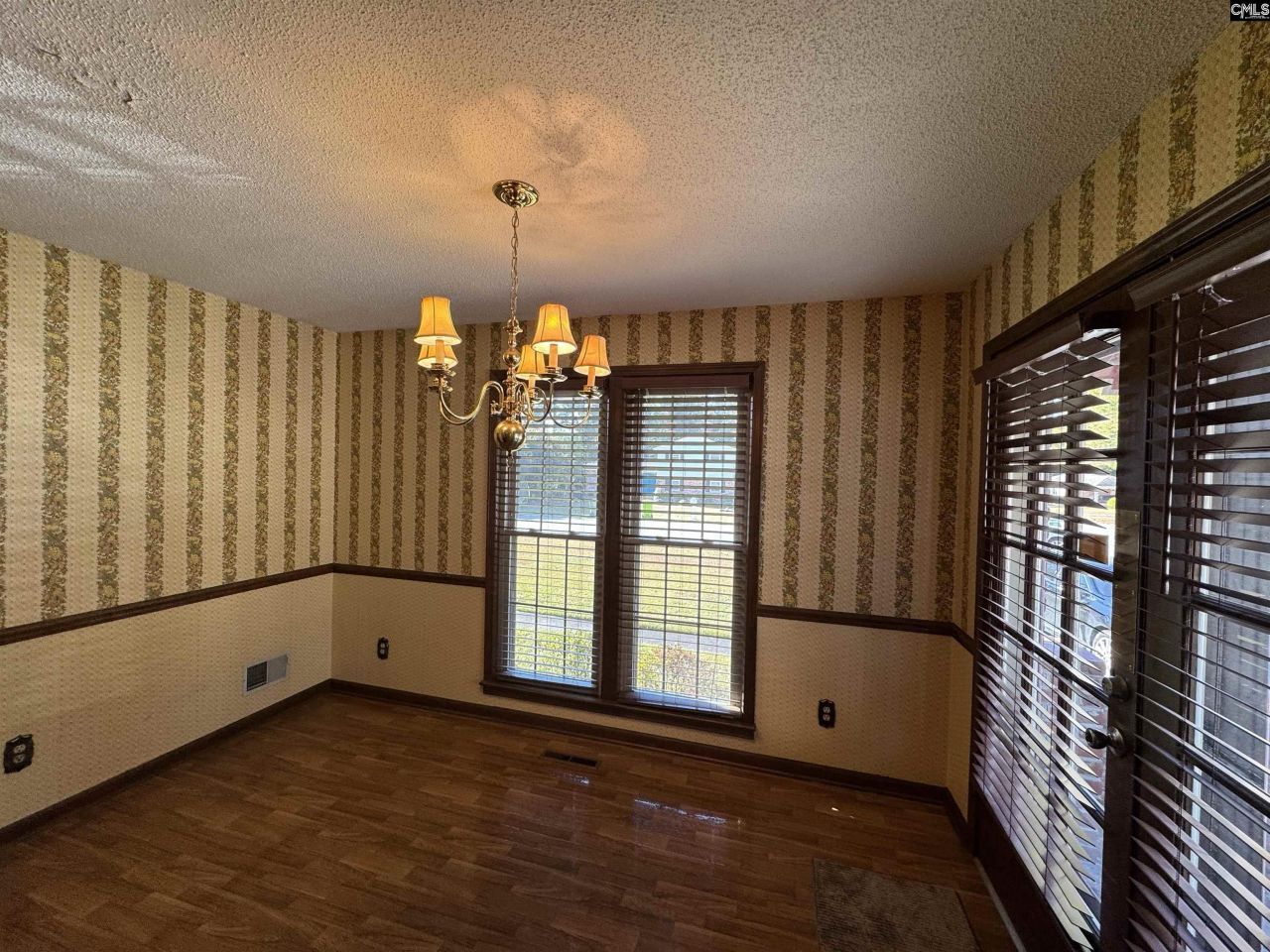 600 Rockwood Road Photo 12