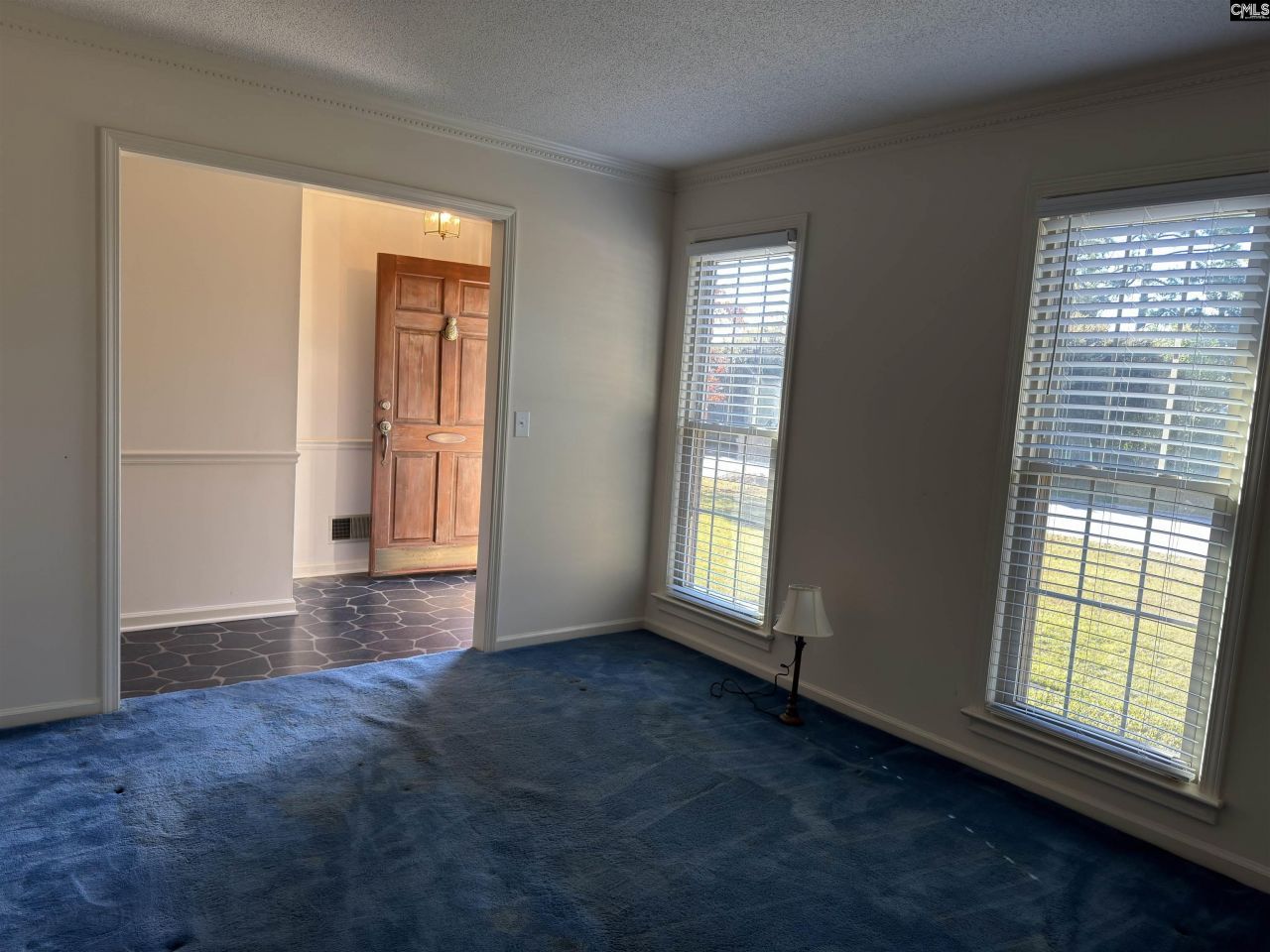 600 Rockwood Road Photo 6