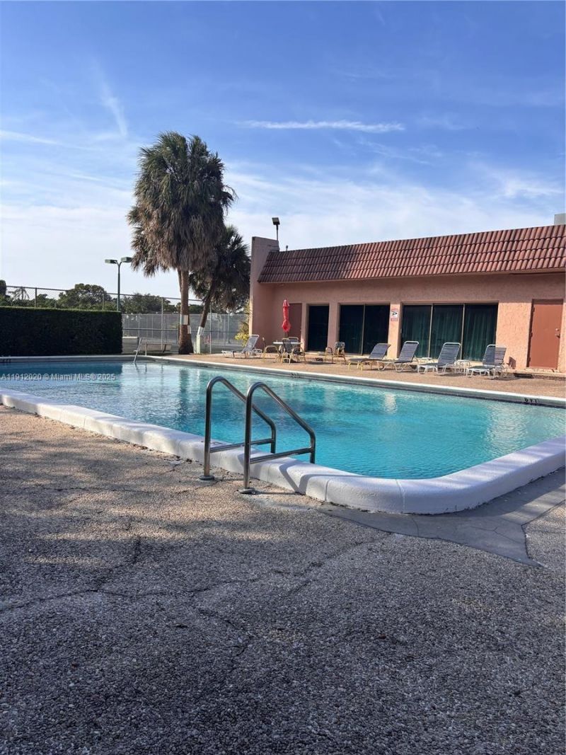 19 Matador Ln, Unit 6-22, Davie, FL 33324 Photo