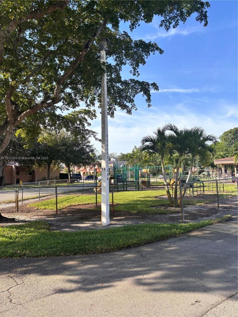 19 Matador Ln, Unit 6-22, Davie, FL 33324 Photo