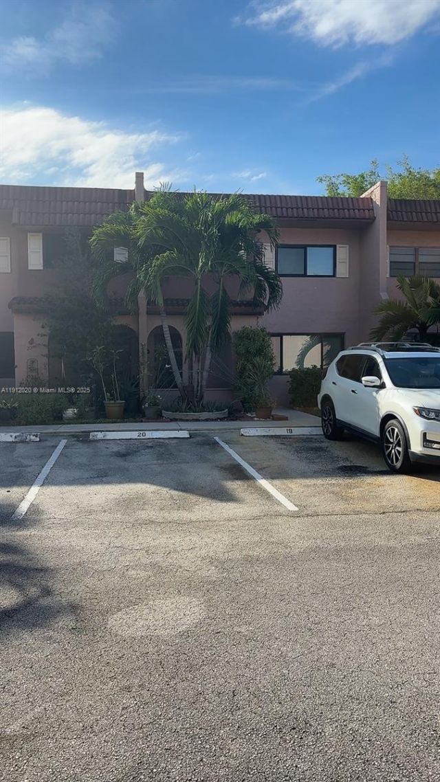 19 Matador Ln, Unit 6-22, Davie, FL 33324 Photo