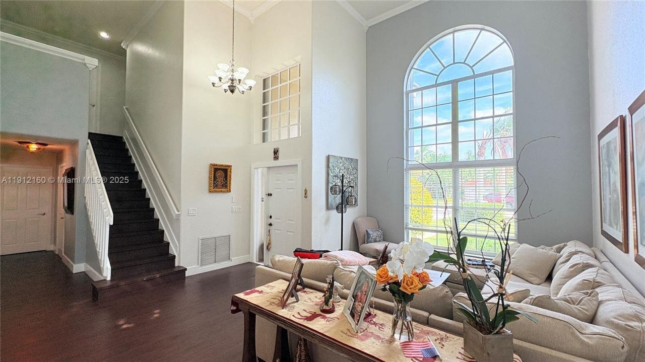 1002 NW 182nd Way, Pembroke Pines, FL 33029 Photo