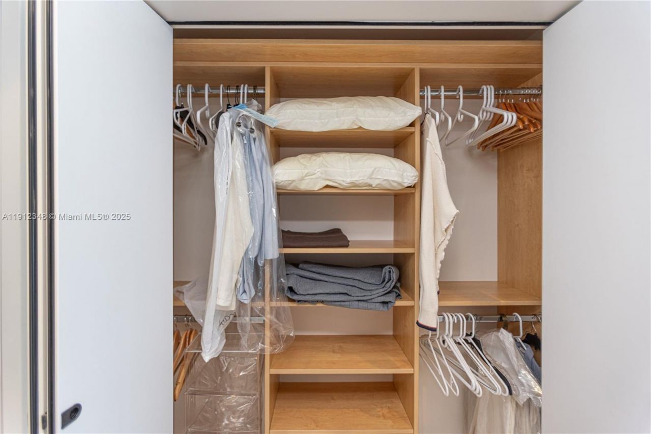 520 West Ave, Unit 1102, Miami Beach, FL 33139 Photo