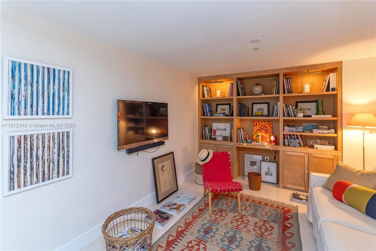 520 West Ave, Unit 1102, Miami Beach, FL 33139 Photo