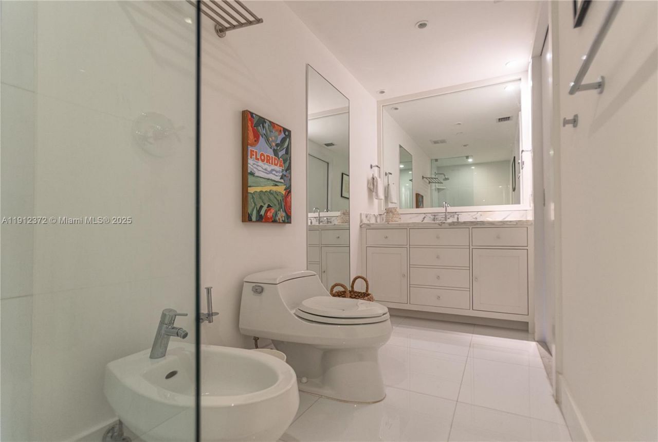 520 West Ave, Unit 1102, Miami Beach, FL 33139 Photo