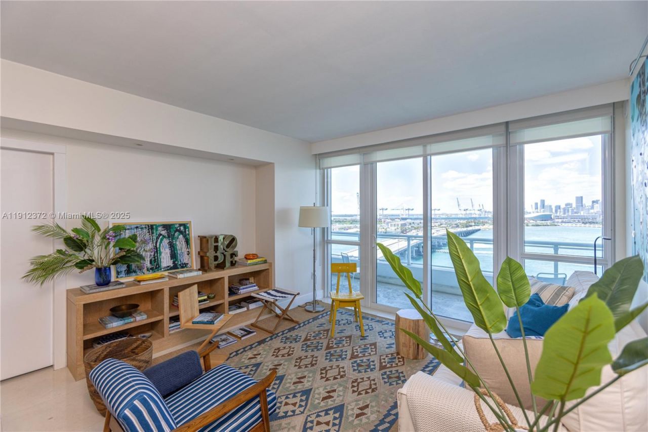 520 West Ave, Unit 1102, Miami Beach, FL 33139 Photo