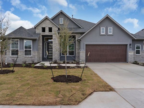 1014 Painted Horse DR, Georgetown, TX 78633