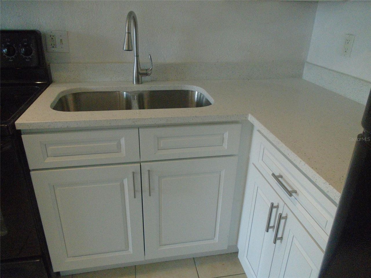 3889 Pompano Drive Se, Unit D, Saint Petersburg, FL 33705 Photo