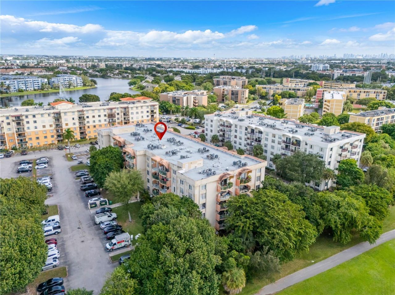 9320 Fountainebleau Blvd, Unit 215, Miami, FL 33172 Photo