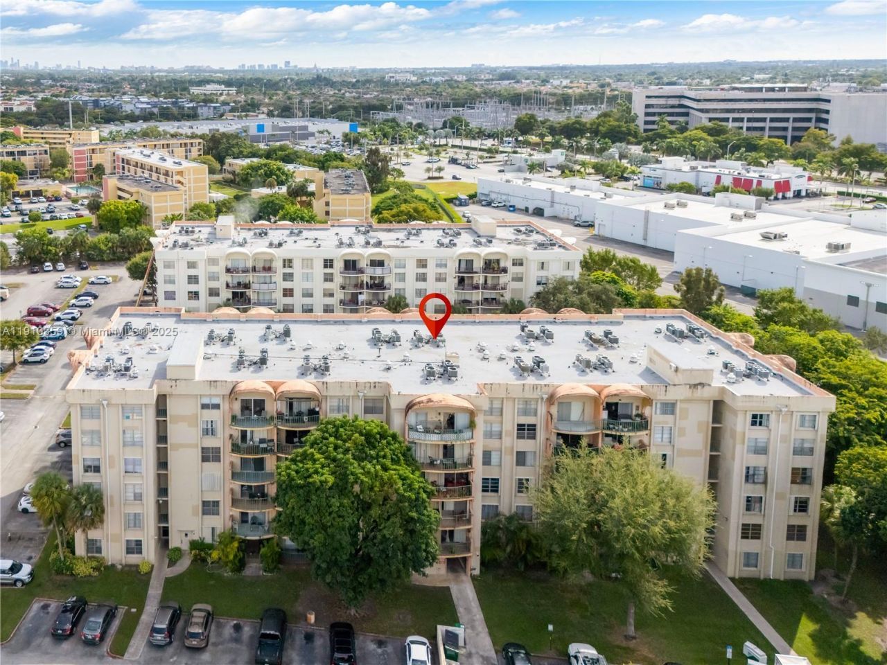 9320 Fountainebleau Blvd, Unit 215, Miami, FL 33172 Photo