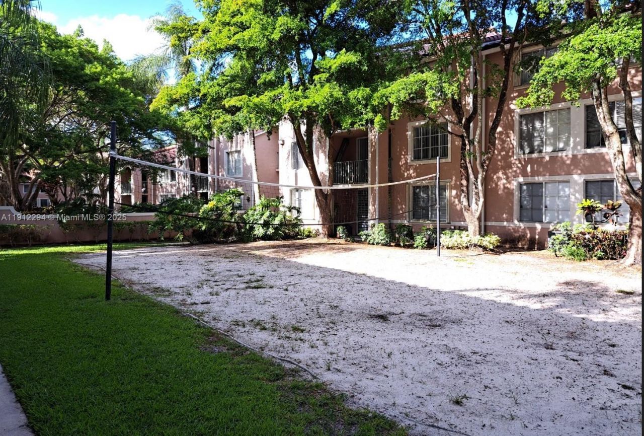 12136 Saint Andrews Pl, Unit 205, Miramar, FL 33025 Photo