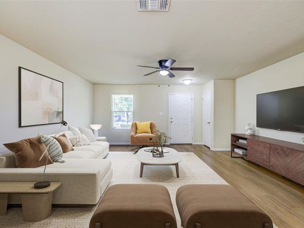 267 Voyager CV, Kyle, TX 78640