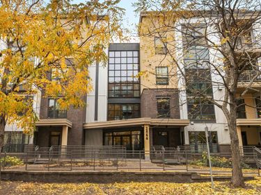 2566 Ellis Avenue, Unit 405, Saint Paul, MN 55114