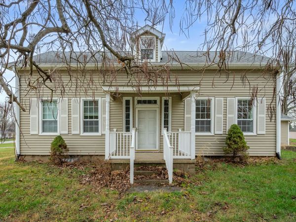 10021 N State Road 9 Road N, Hope, IN 47246