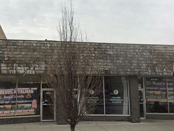 2707 W Devon Avenue, Chicago, IL 60659