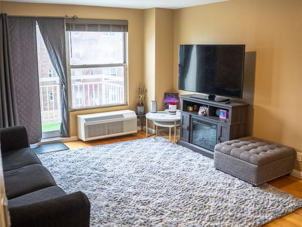 17836 Wexford Terrace, Unit 4F, Jamaica Estates, NY 11432