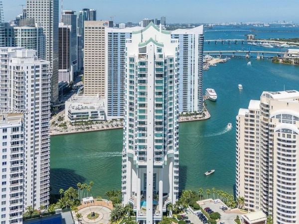900 Brickell Key Blvd, Unit 1502, Miami, FL 33131