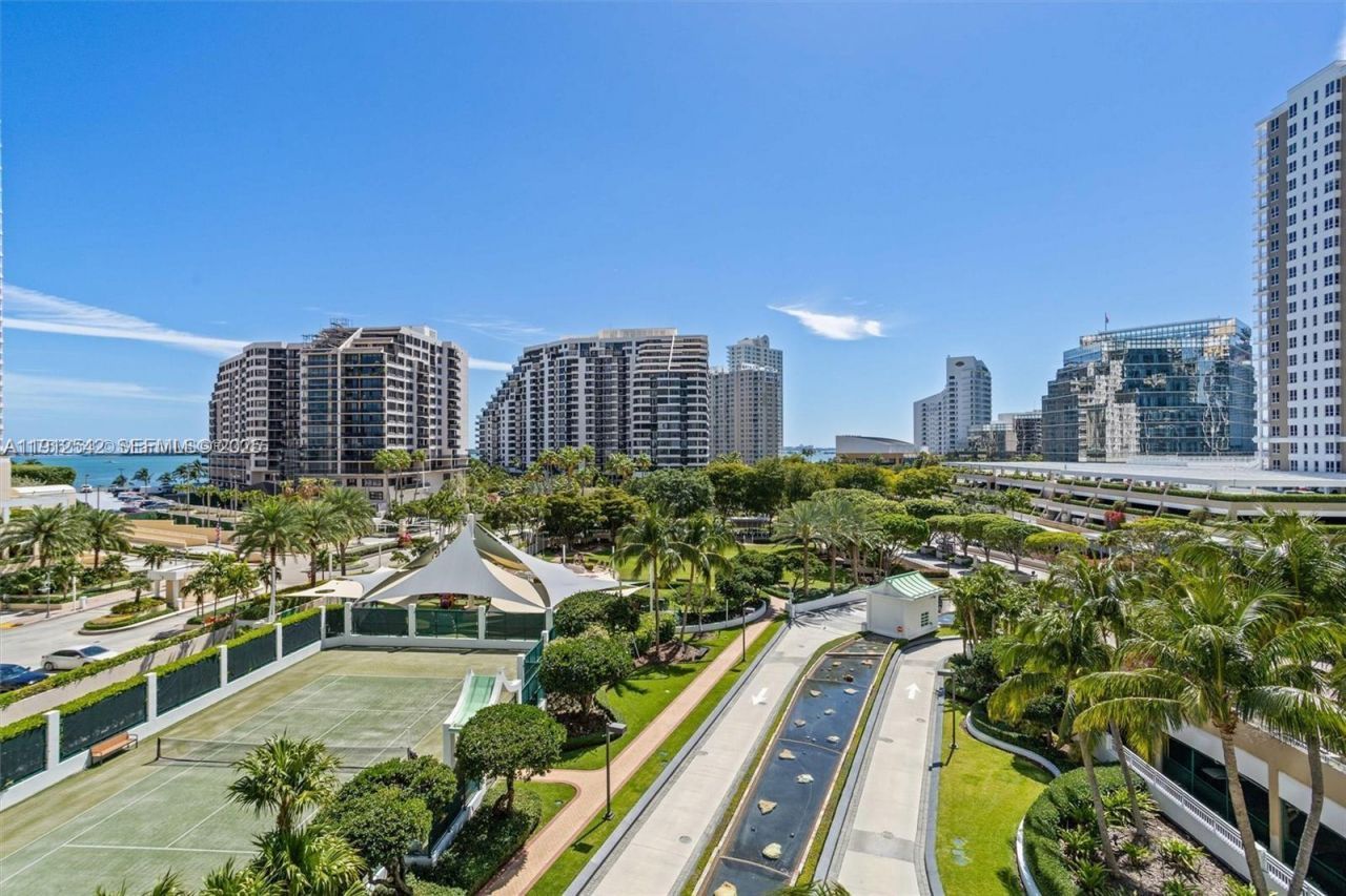 900 Brickell Key Blvd, Unit 1502, Miami, FL 33131 Photo