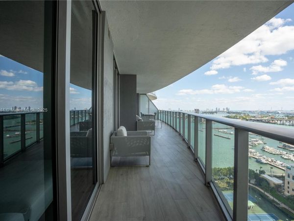 488 NE 18th St, Unit 2210, Miami, FL 33132