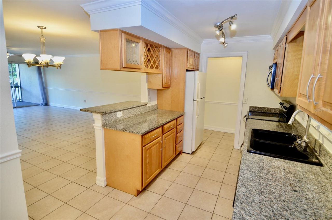 3360 S Osprey Avenue, Unit 201B, Sarasota, FL 34239 Photo