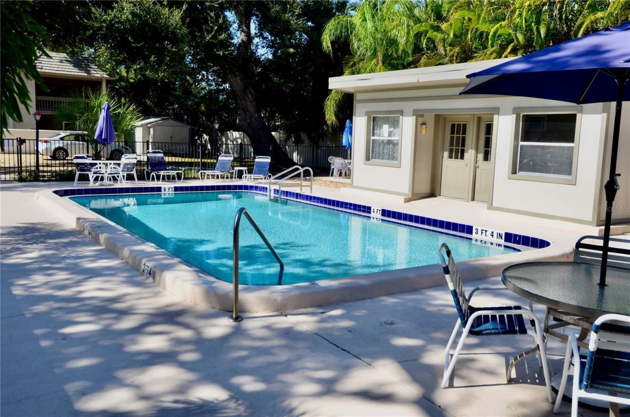 3360 S Osprey Avenue, Unit 201B, Sarasota, FL 34239 Photo