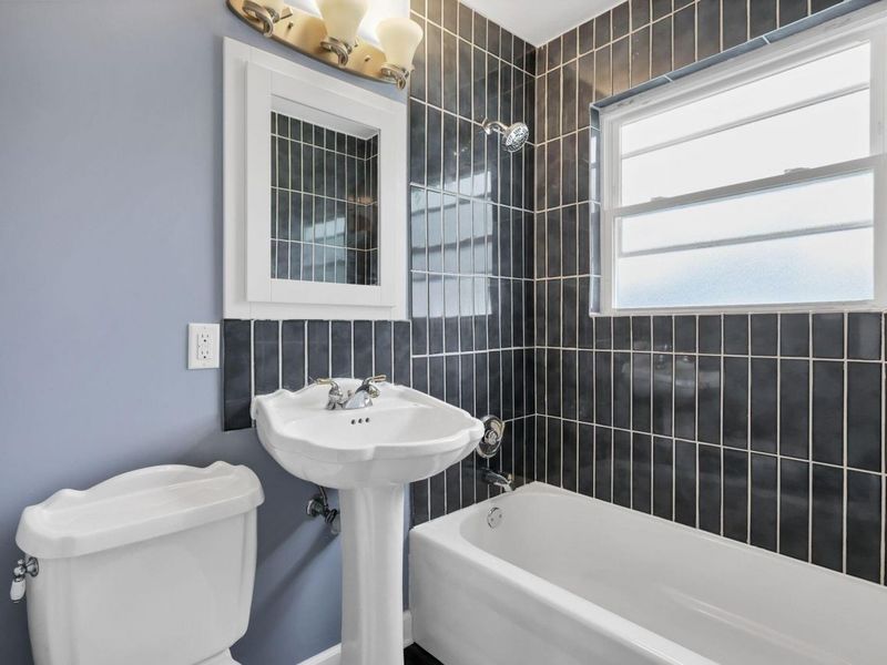 3583 Dresden Street, Columbus, OH 43224 Photo 13