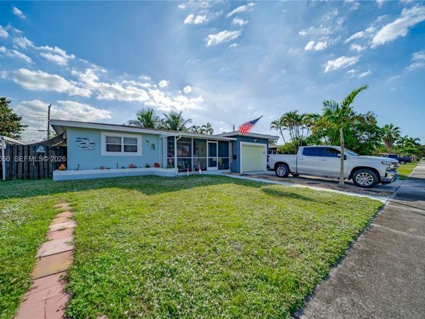 7440 Fillmore St, Hollywood, FL 33024