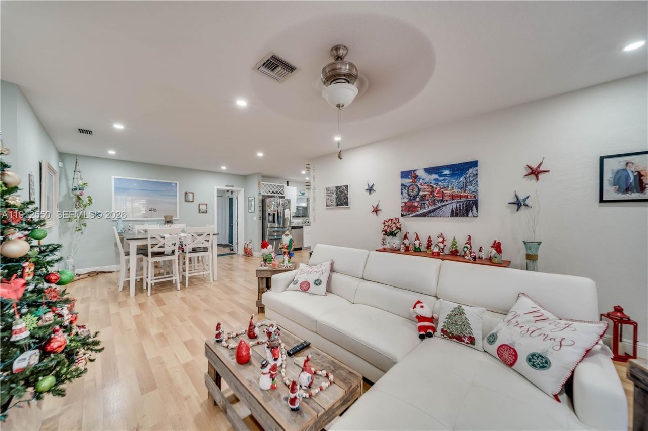 7440 Fillmore St, Hollywood, FL 33024 Photo