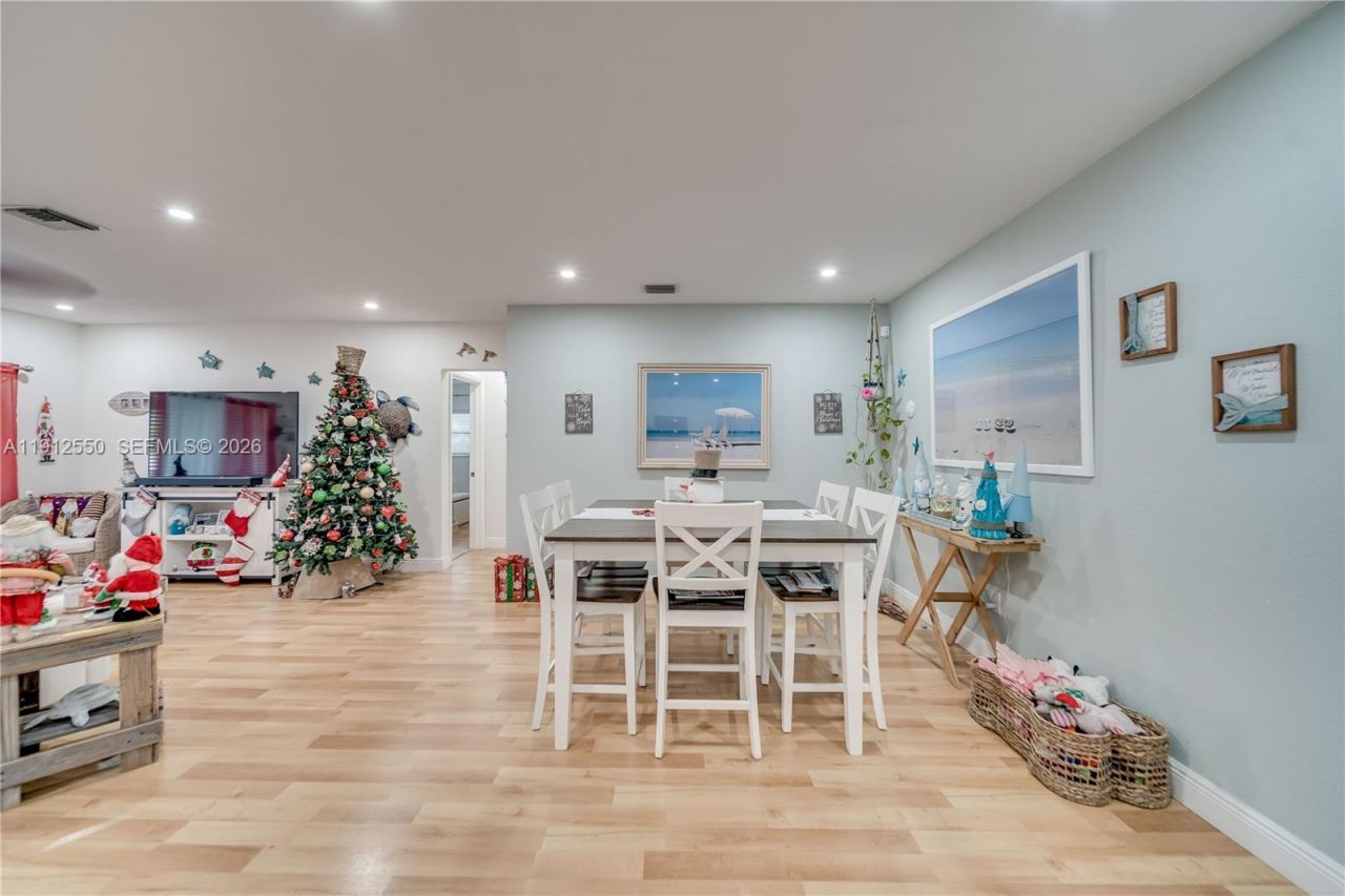 7440 Fillmore St, Hollywood, FL 33024 Photo