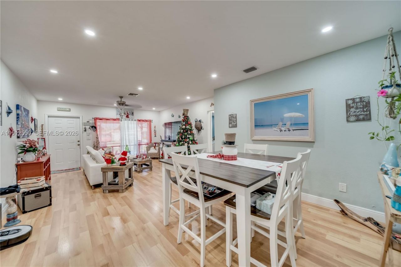 7440 Fillmore St, Hollywood, FL 33024 Photo