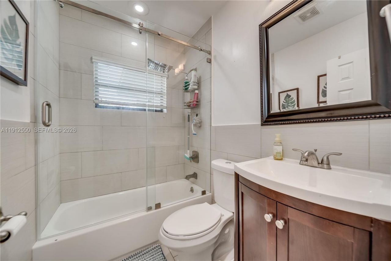 7440 Fillmore St, Hollywood, FL 33024 Photo