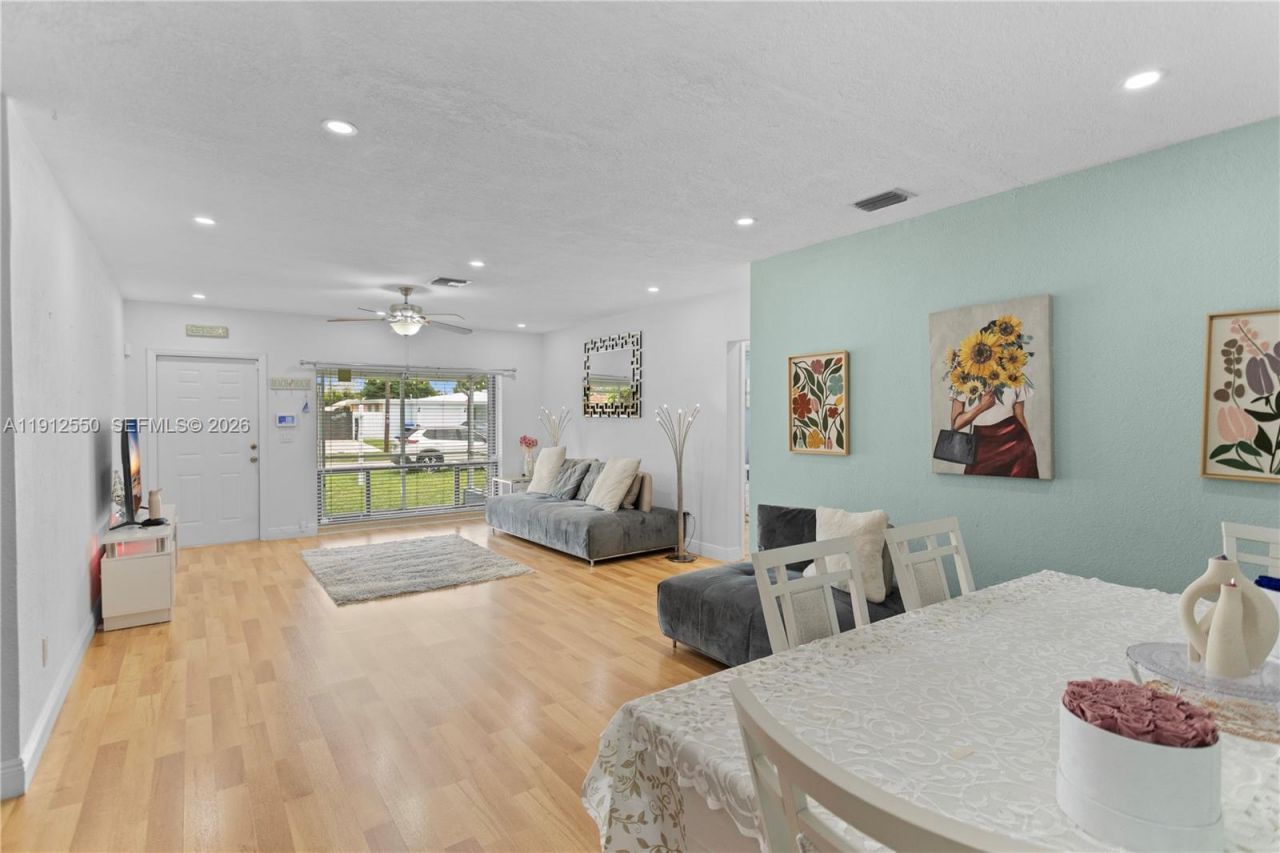 7440 Fillmore St, Hollywood, FL 33024 Photo