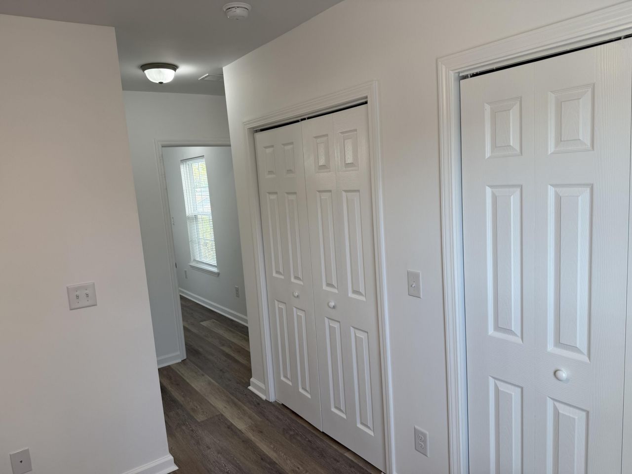 1990 Comstock Avenue Photo 22