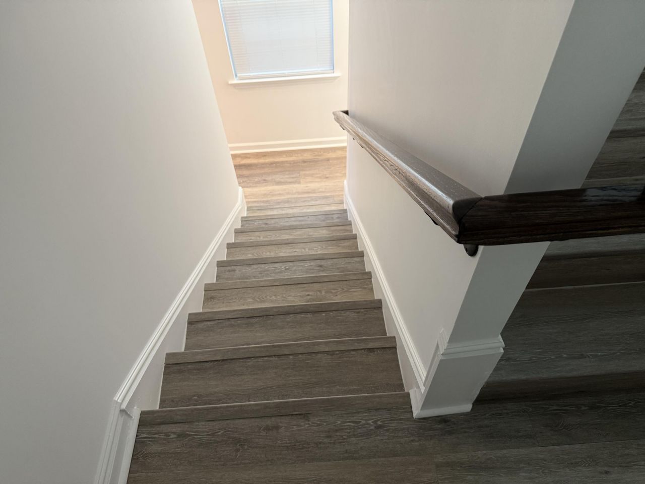 1990 Comstock Avenue Photo 33