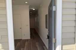 1990 Comstock Avenue photo 4