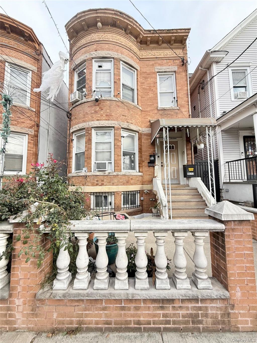 9013 77th Street, Woodhaven, NY 11421 Main Photo