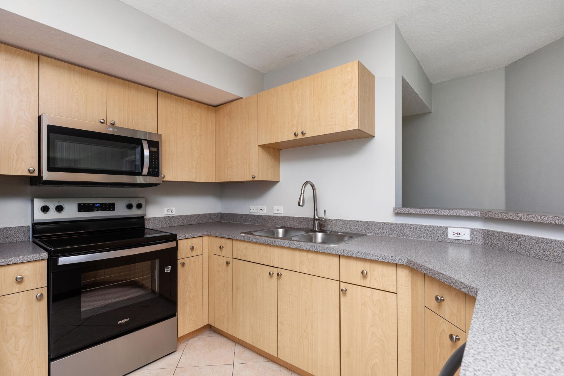 801 Villa Circle, Boynton Beach, FL 33435 Photo