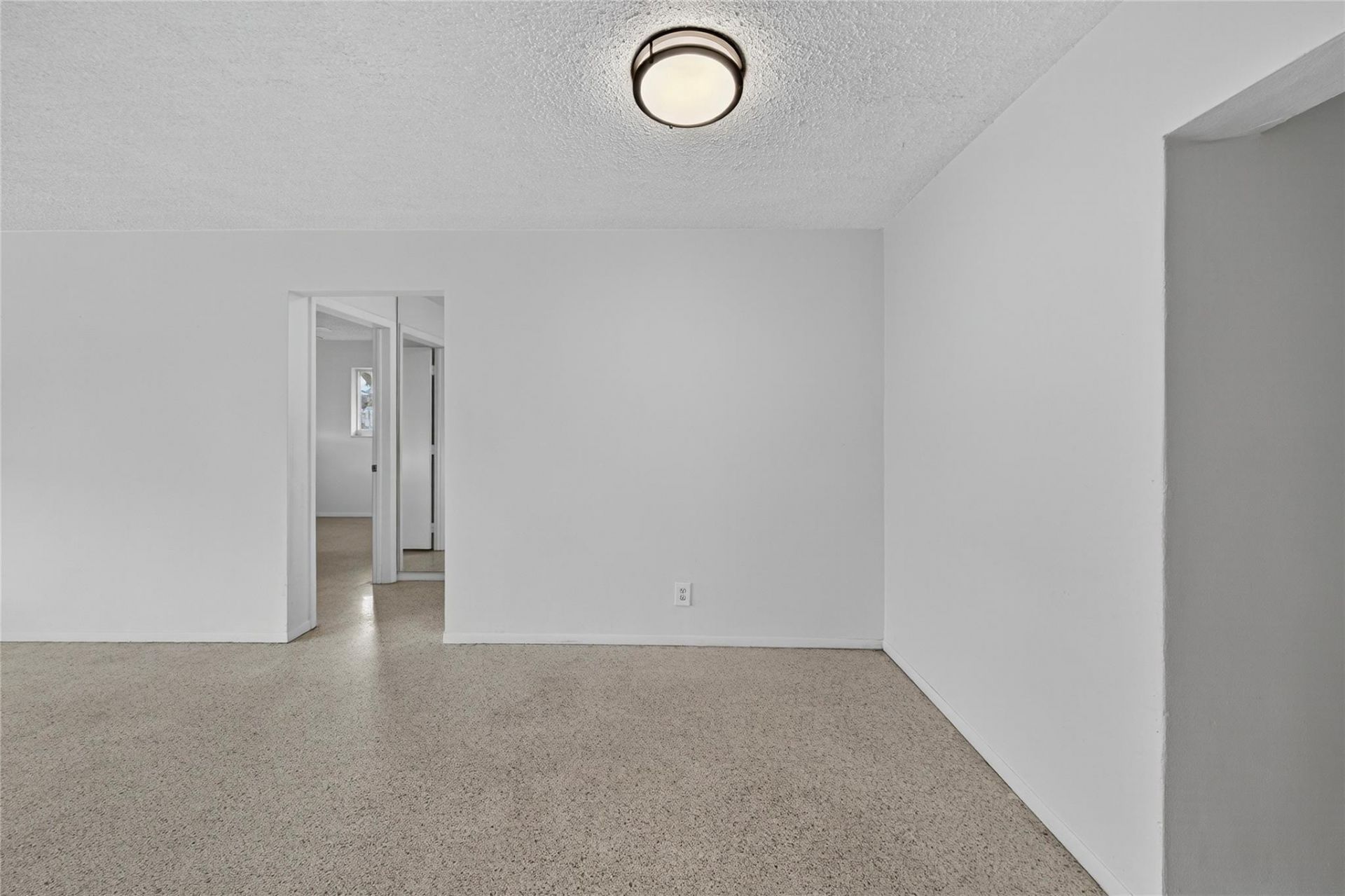 2711 NW 4th Avenue, Pompano Beach, FL 33064 Photo